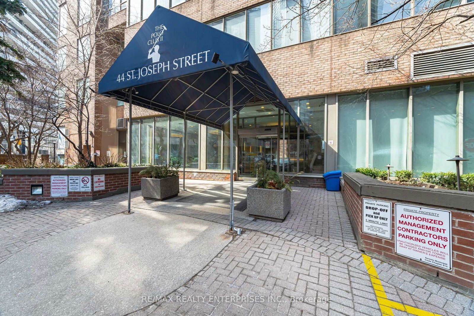 44 St. Joseph St, unit 2205 for sale