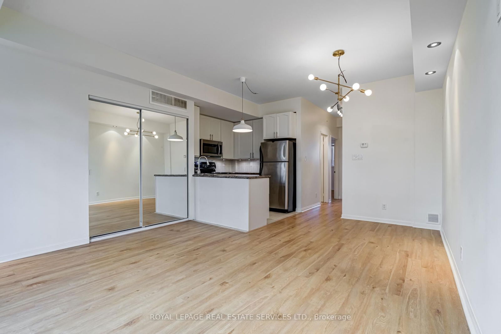 80 Carr St, unit TH31 for rent