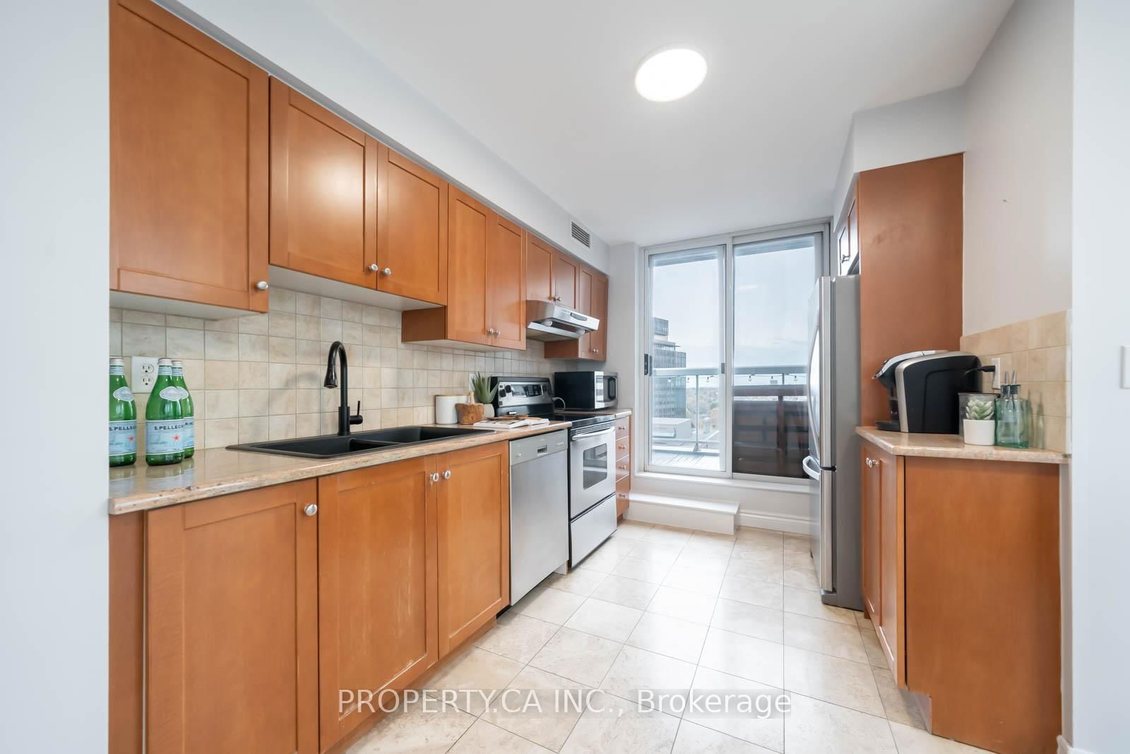 43 Eglinton Ave E, unit 1902 for sale