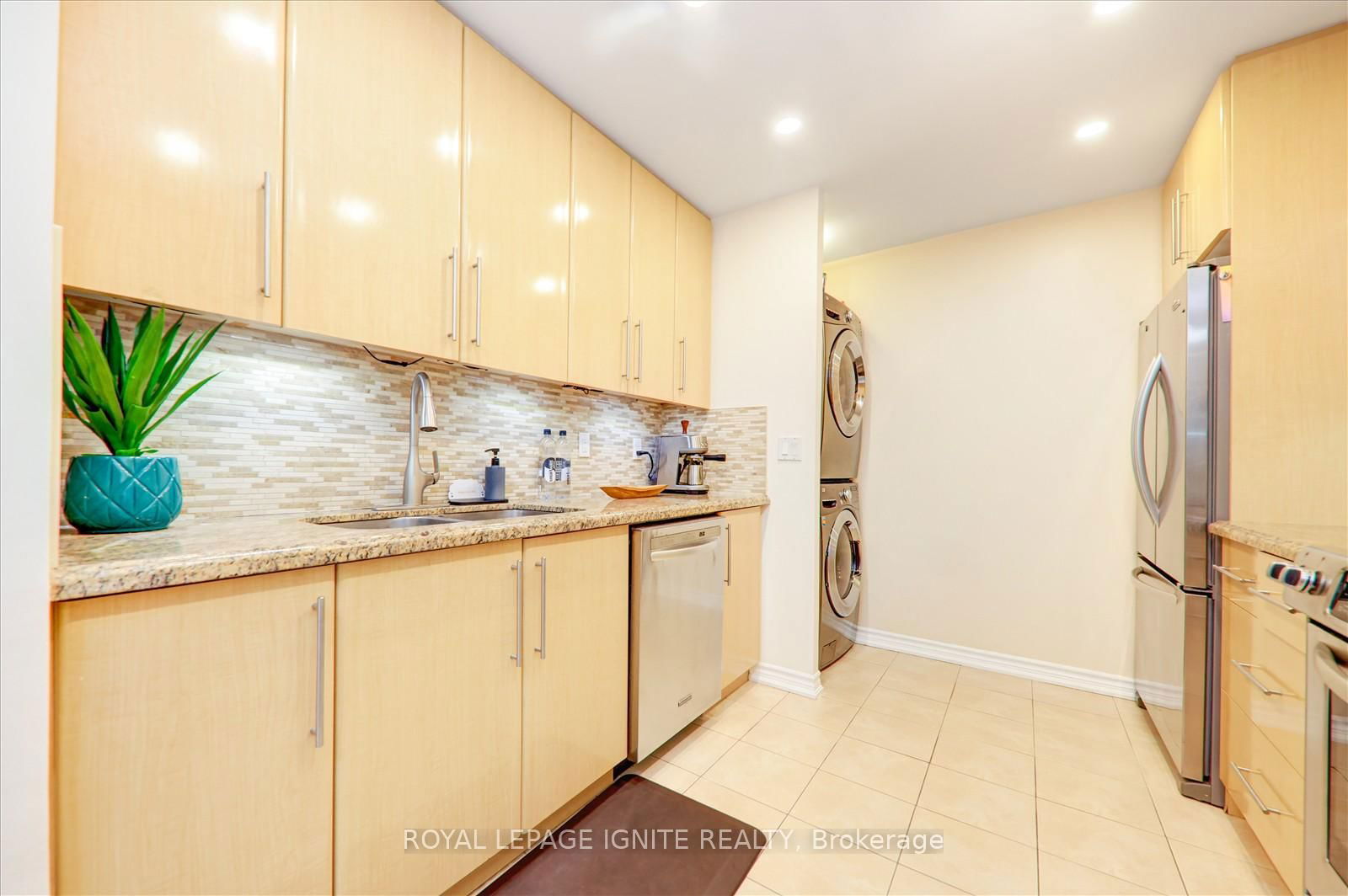 131 Torresdale Ave, unit PH 4 for sale