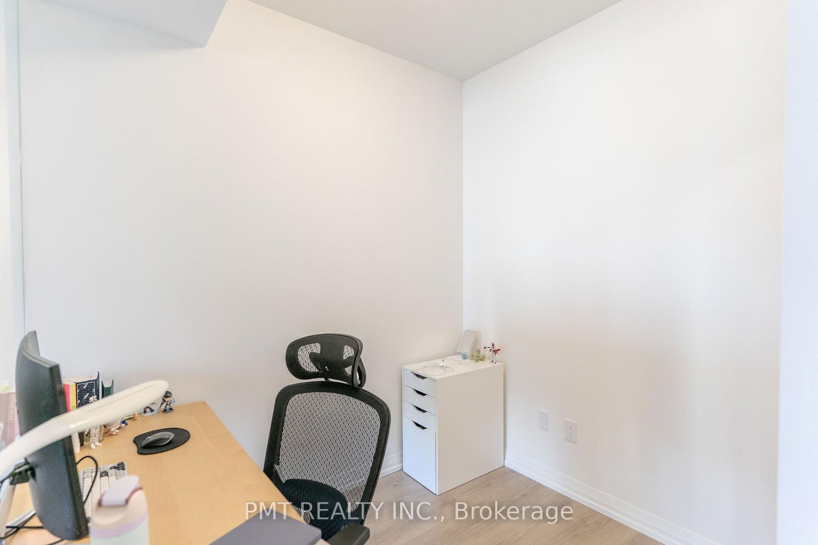 8 Widmer St, unit 4908 for rent