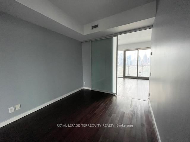 390 Cherry St, unit 1901 for rent