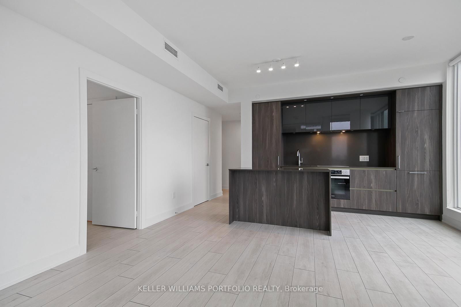 35 Mercer St, unit 2610 for rent