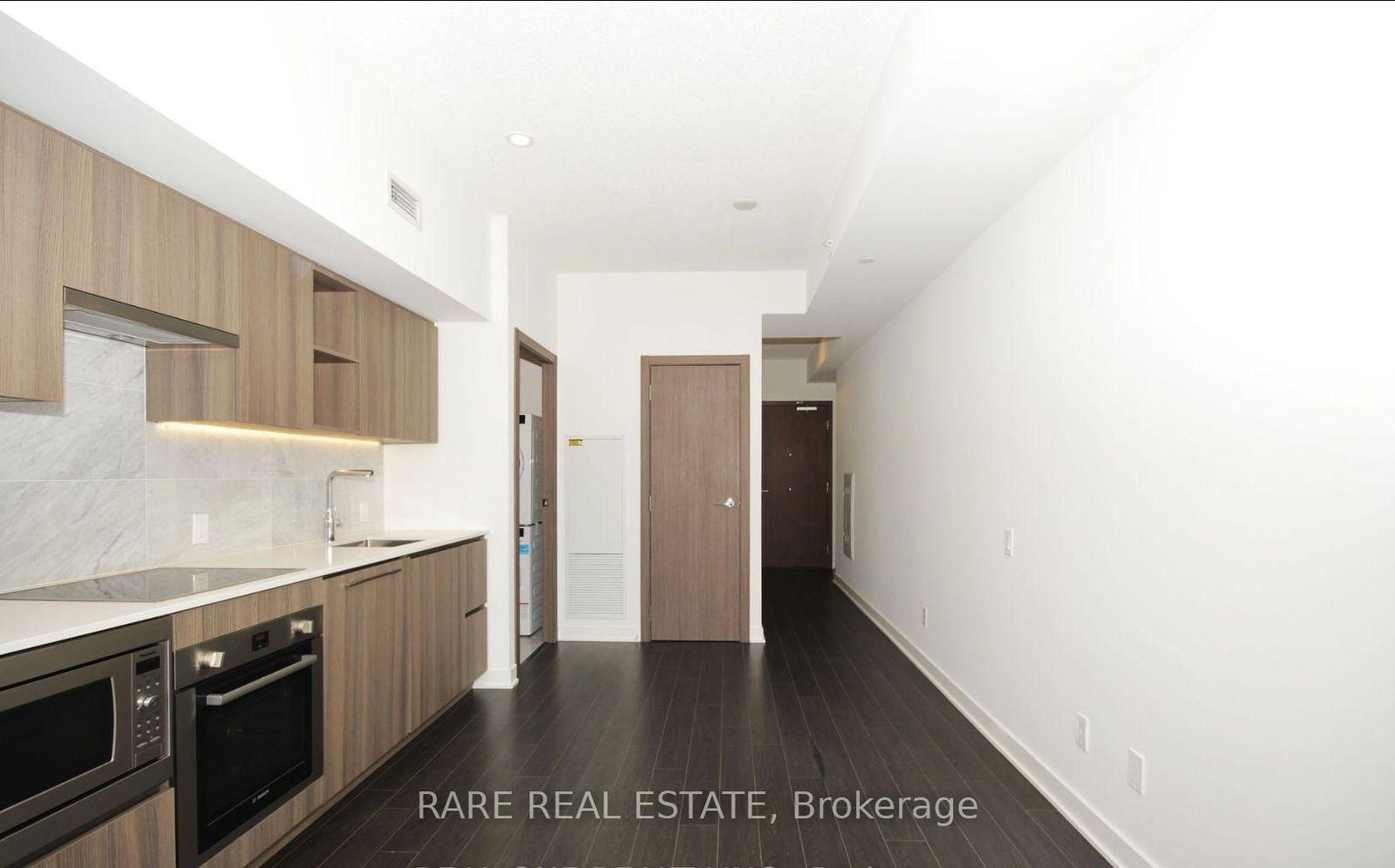 19 Bathurst St, unit 3102 for rent