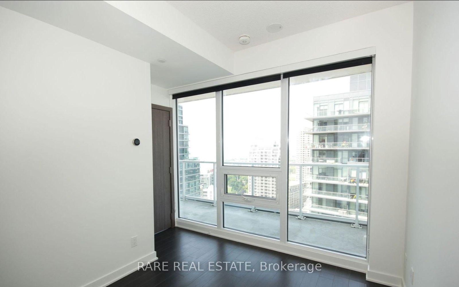 19 Bathurst St, unit 3102 for rent