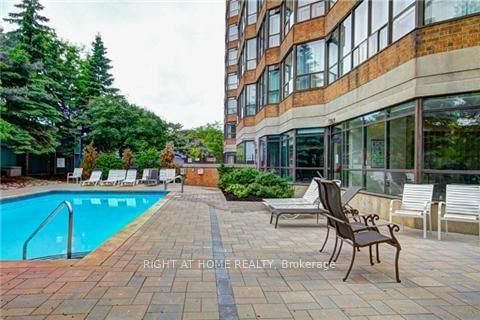 271 Ridley Blvd, unit 305 for sale