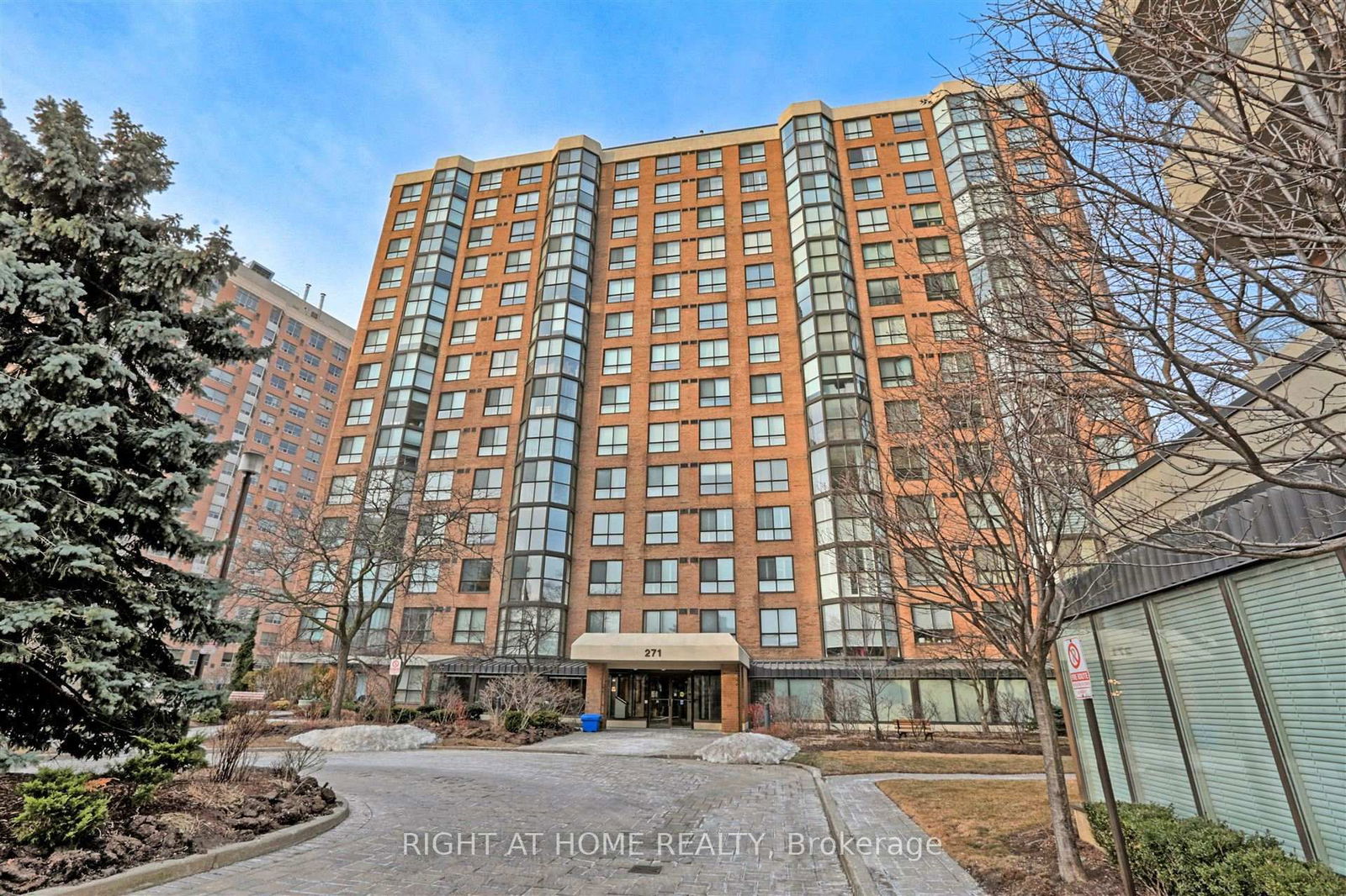 271 Ridley Blvd, unit 305 for sale