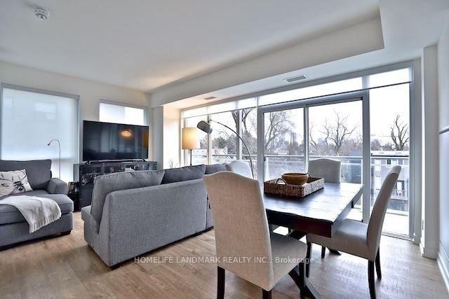 223 St Clair Ave W, unit 303 for rent