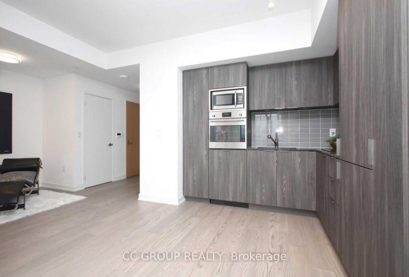 11 Wellesley St, unit 5007 for rent