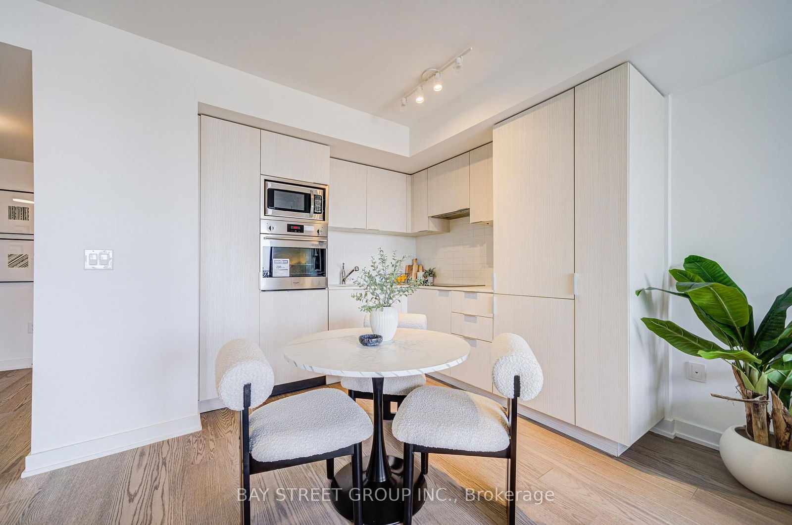 11 Wellesley St W, unit 3607 for sale