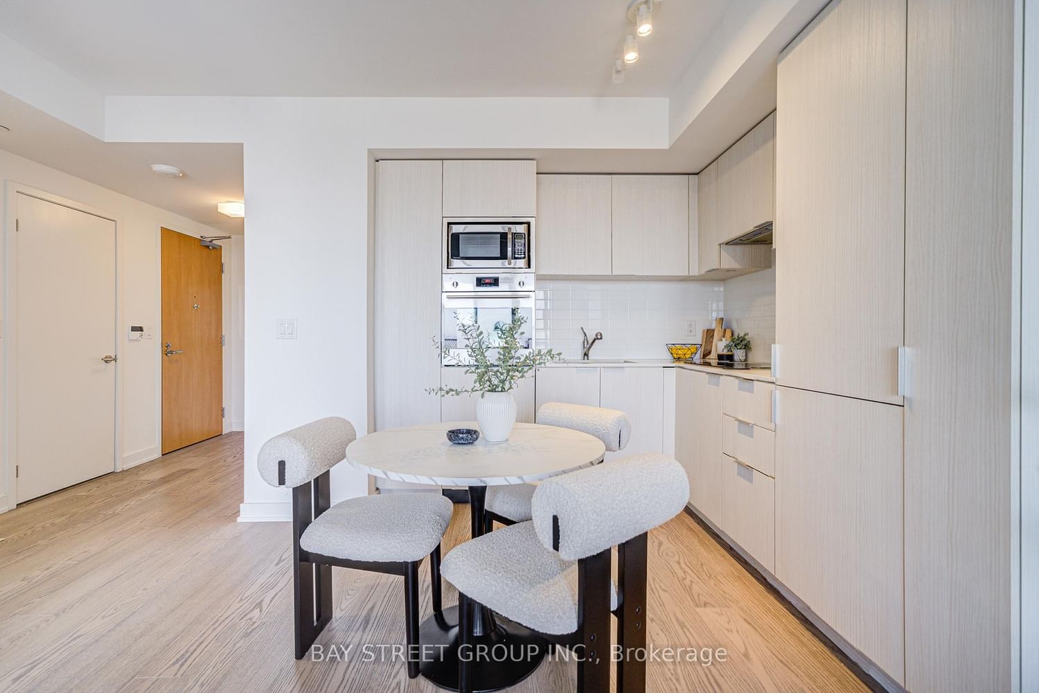 11 Wellesley St W, unit 3607 for sale