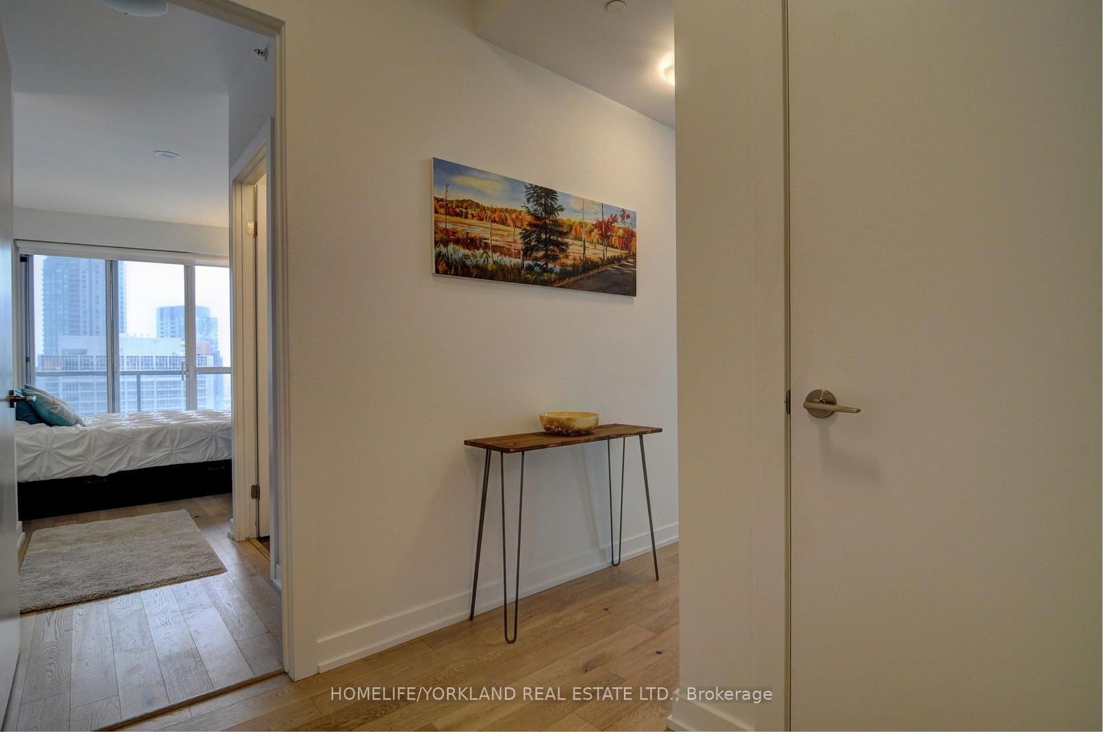 20 Bruyeres Mews, unit 1703 for rent