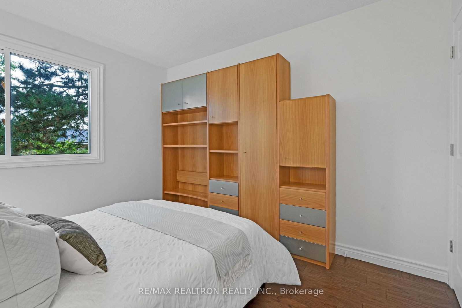 296 Torresdale Ave, unit 17 for sale