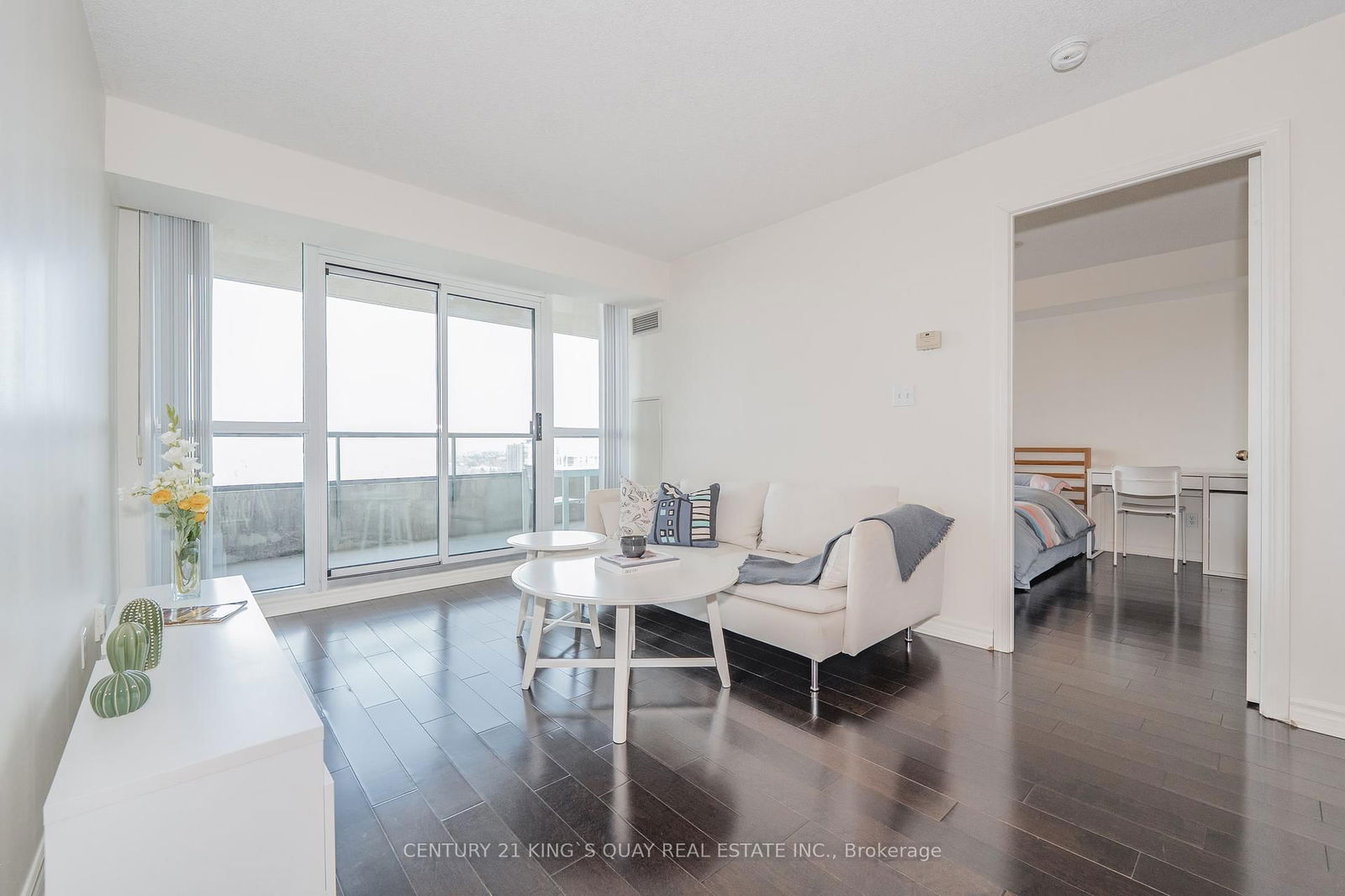 18 Spring Garden Ave, unit 1906 for sale