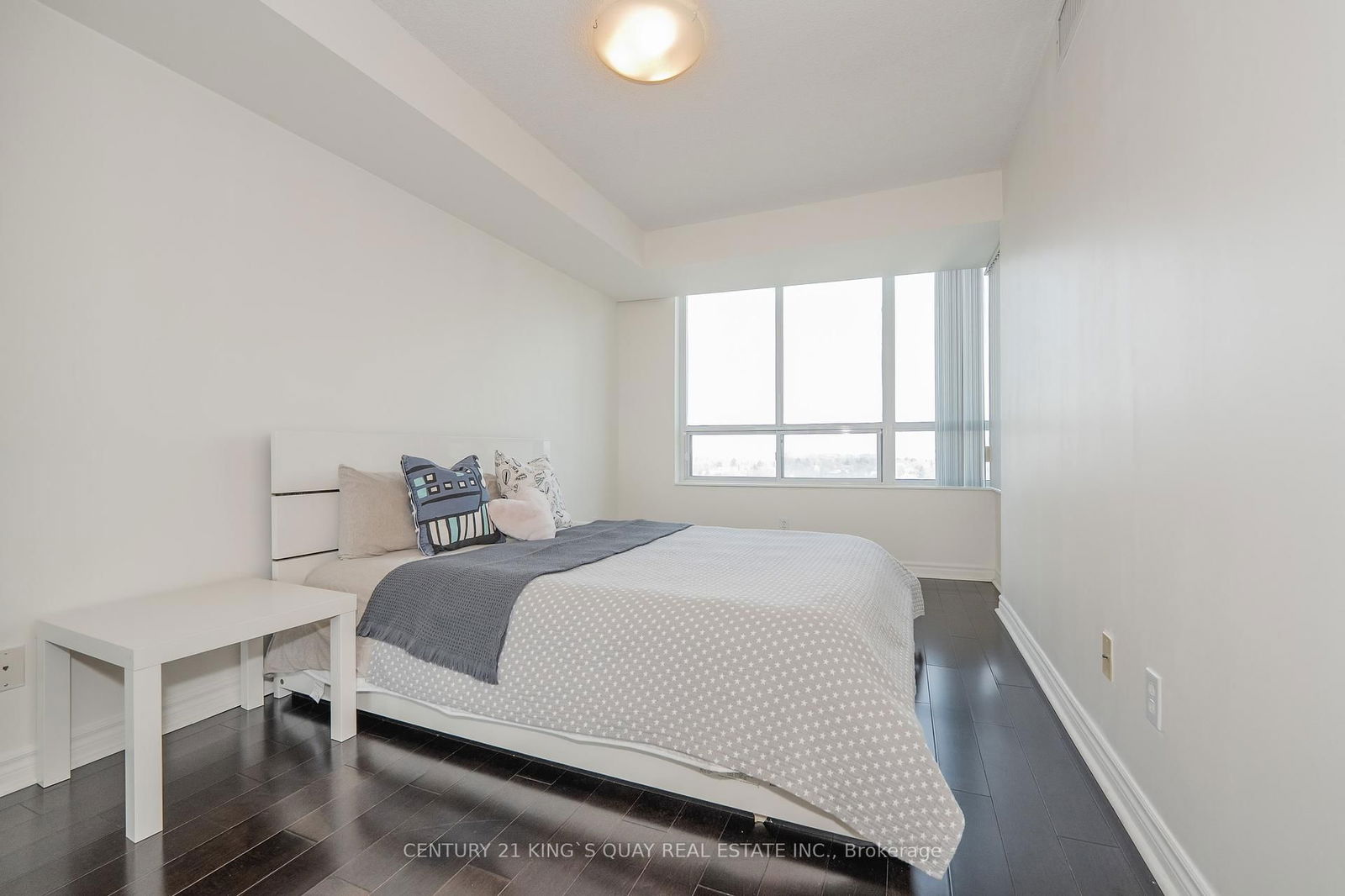 18 Spring Garden Ave, unit 1906 for sale