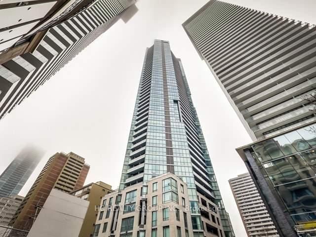 45 Charles St, unit 1815 for rent