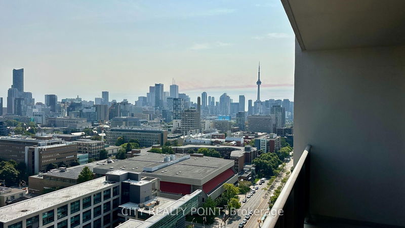 666 Spadina Ave, unit 2406 for rent
