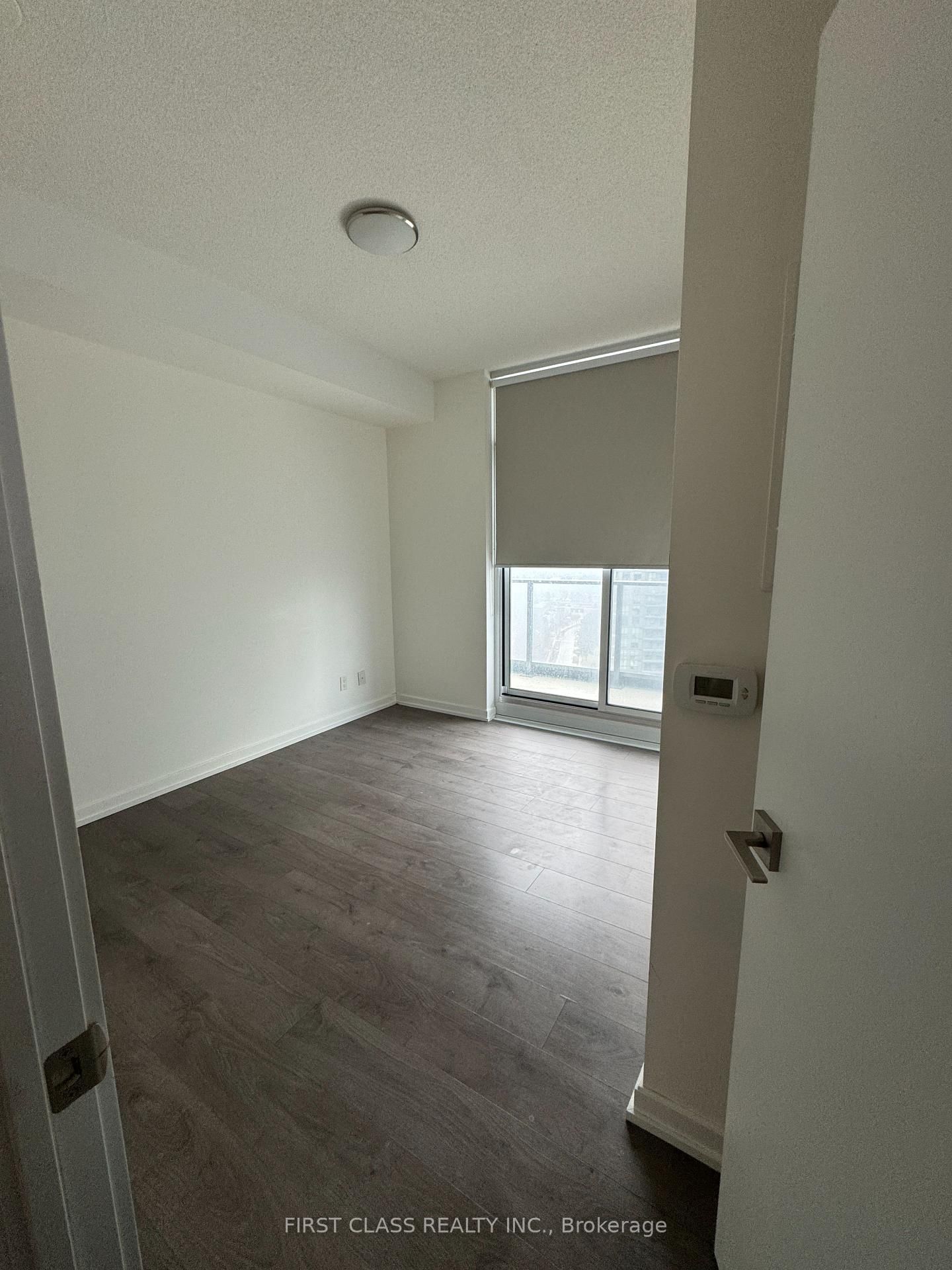 56 Forest Manor Rd, unit 1904 for rent