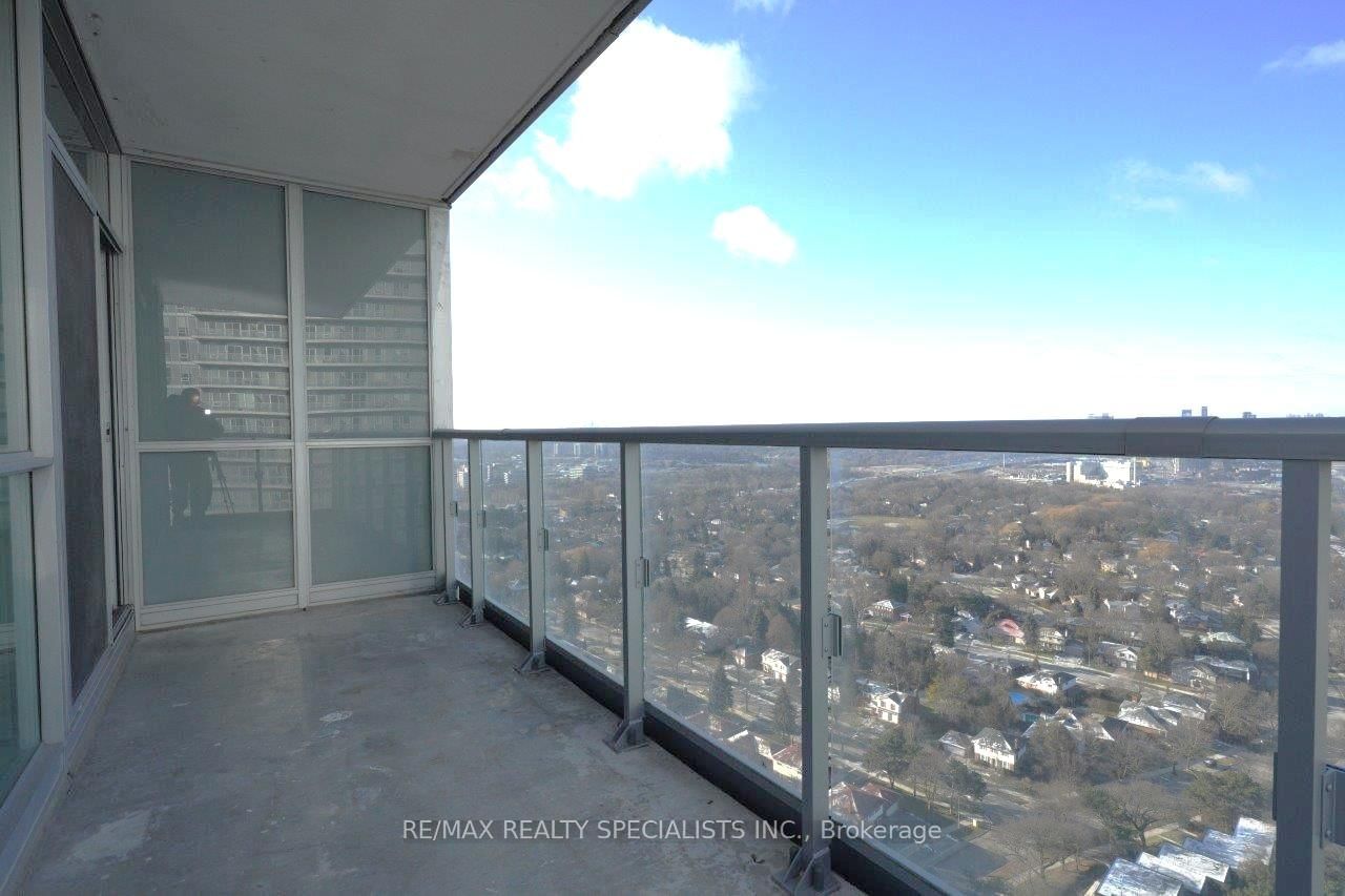 62 Forest Manor Rd, unit 2406 for rent