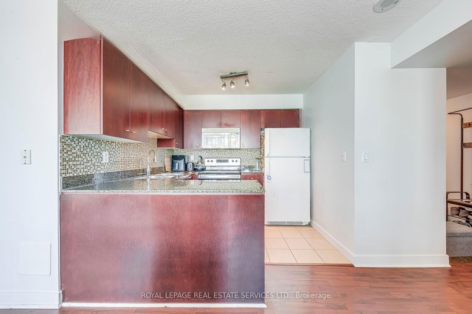 381 Front St W, unit 1203 for sale