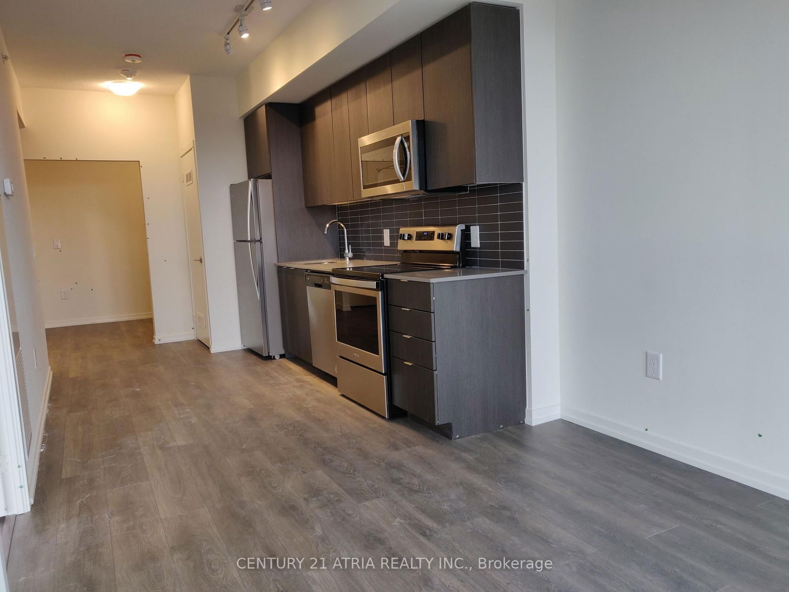 3237 Bayview Ave, unit 1001 for rent