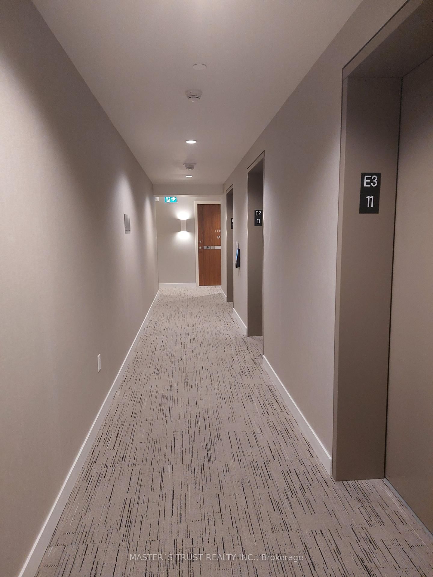 95 Mcmahon Dr, unit 1107 for rent