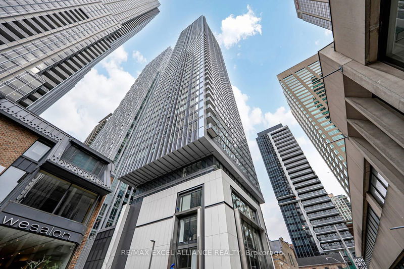 8 Cumberland St, unit 2302 for sale