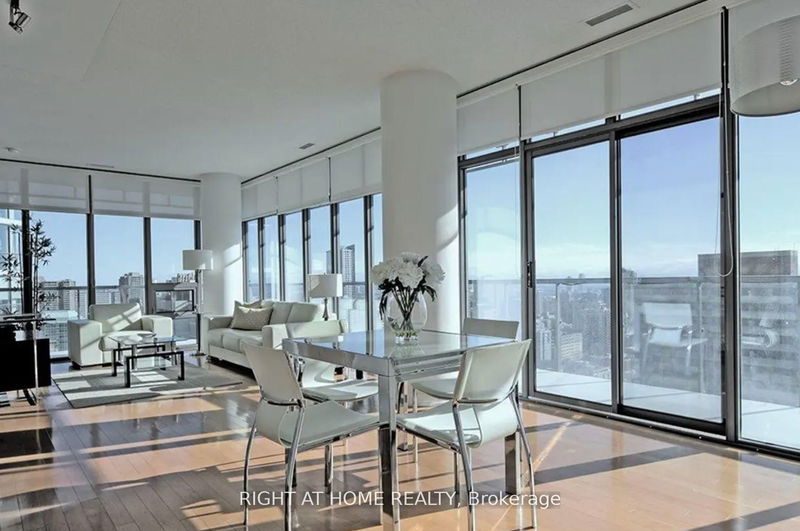 33 Charles St E, unit 2403 for rent