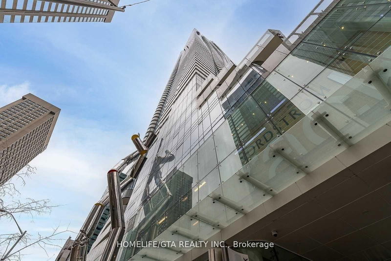 1 Bloor St E, unit 6502 for rent