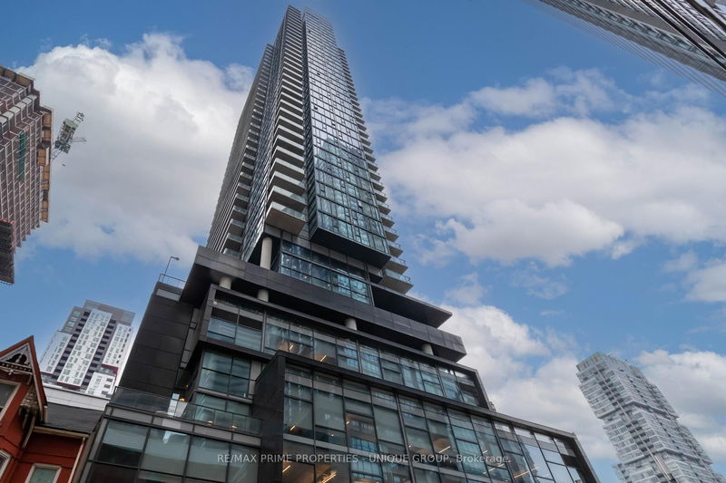 290 Adelaide St, unit 1605 for rent