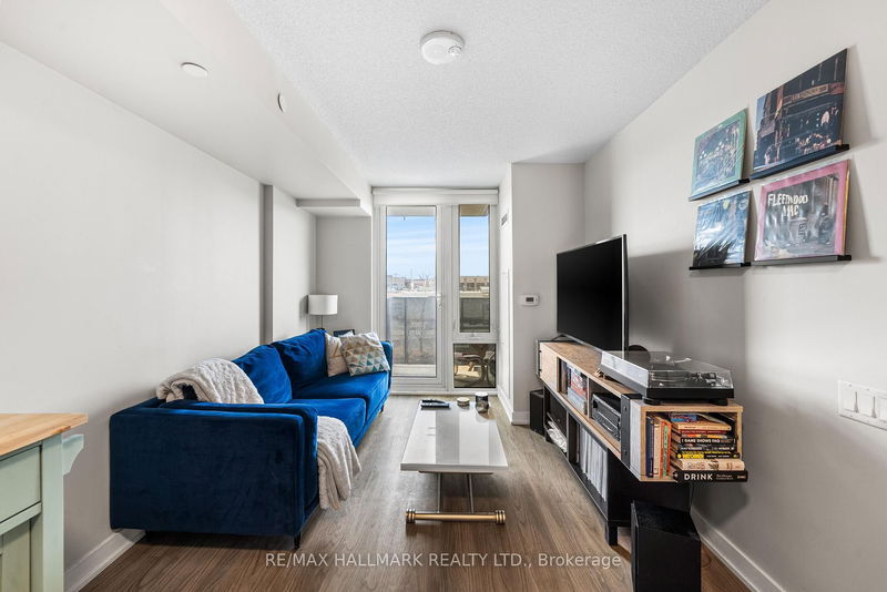 38 Monte Kwinter Crt, unit 315 for rent