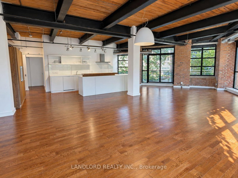 Lofts for Rent in West End, Toronto, ON | 24+ Listings | Strata