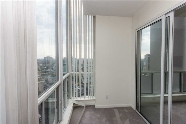 24 Wellesley St W, unit Ph08 for rent - image #5
