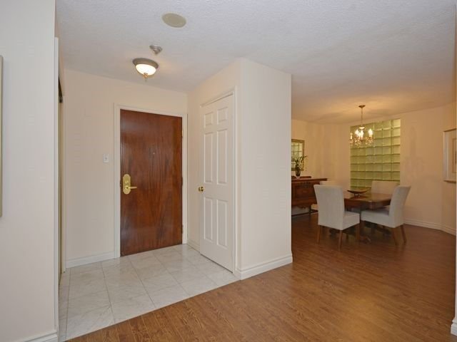 1200 Don Mills Rd, unit 522 for sale - image #2