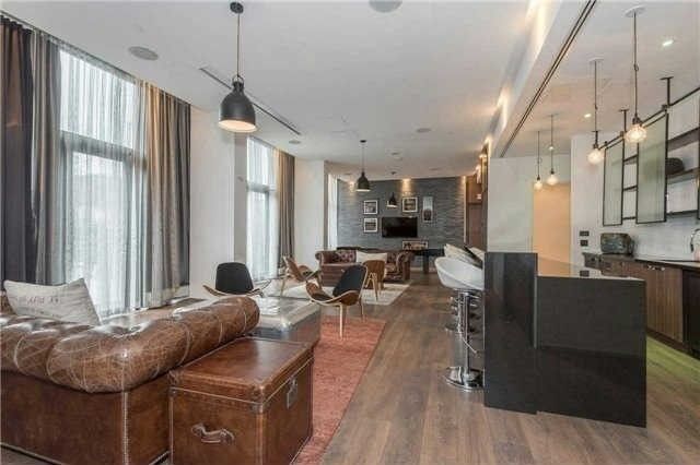 783 Bathurst St, unit 518 for rent