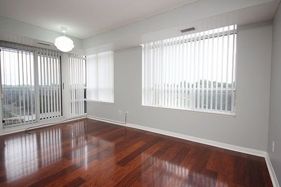 153 Beecroft Rd, unit 902 for rent - image #3
