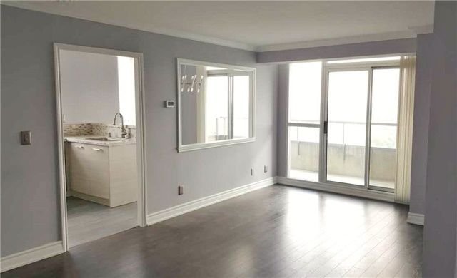 23 Hollywood Ave, unit 3305 for rent - image #4