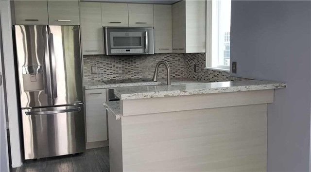 23 Hollywood Ave, unit 3305 for rent - image #7