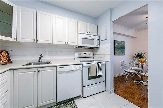 30 Gloucester St, unit 811 for sale - image #9