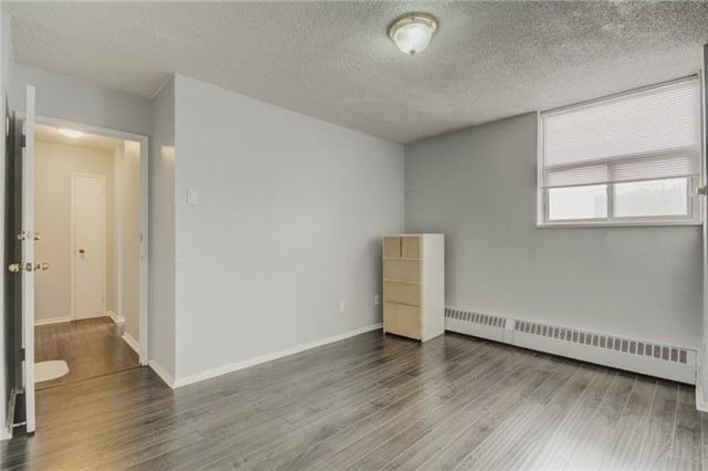 5 Parkway Forest Dr, unit 302 for sale - image #19