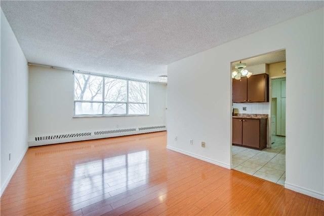 5 Parkway Forest Dr, unit 314 for sale - image #8