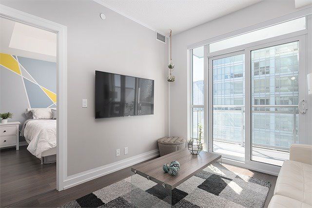 98 Lillian St, unit 2011 for sale - image #8