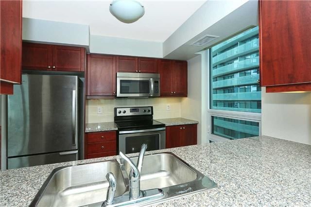 19 Grand Trunk Cres, unit 2710 for sale - image #17
