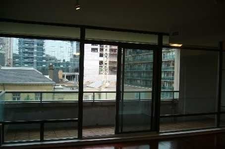 18 Yorkville Ave, unit 406 for rent - image #6