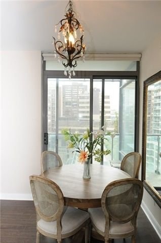 18 Yorkville Ave, unit 907 for sale - image #12