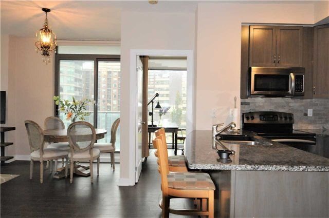 18 Yorkville Ave, unit 907 for sale - image #7