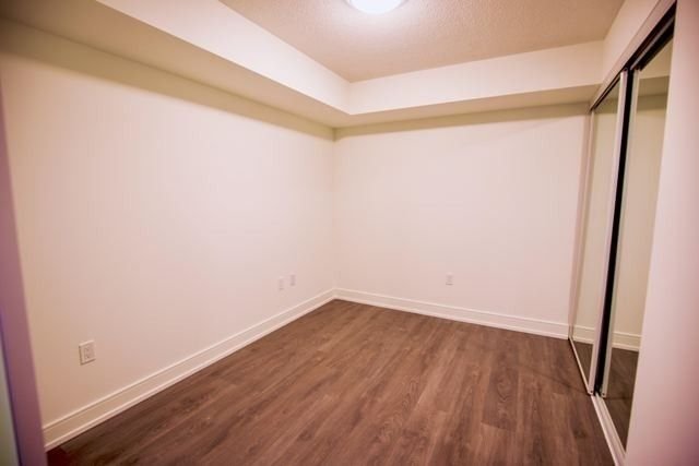 89 Mcgill St, unit 1512 for rent - image #7