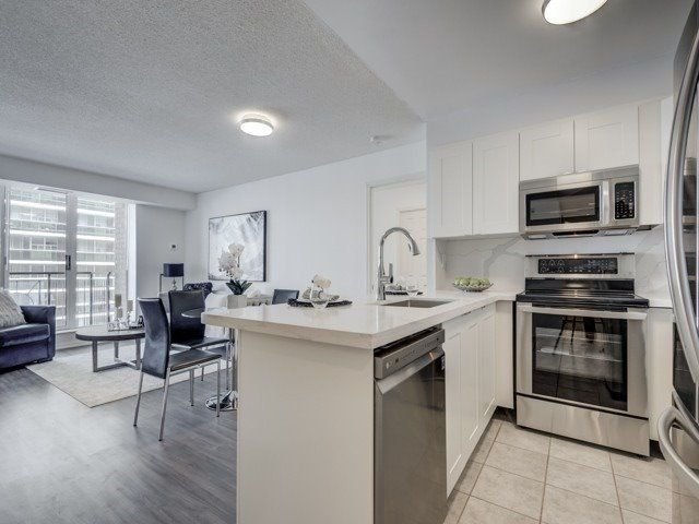 188 Redpath Ave, unit 408 for sale - image #2