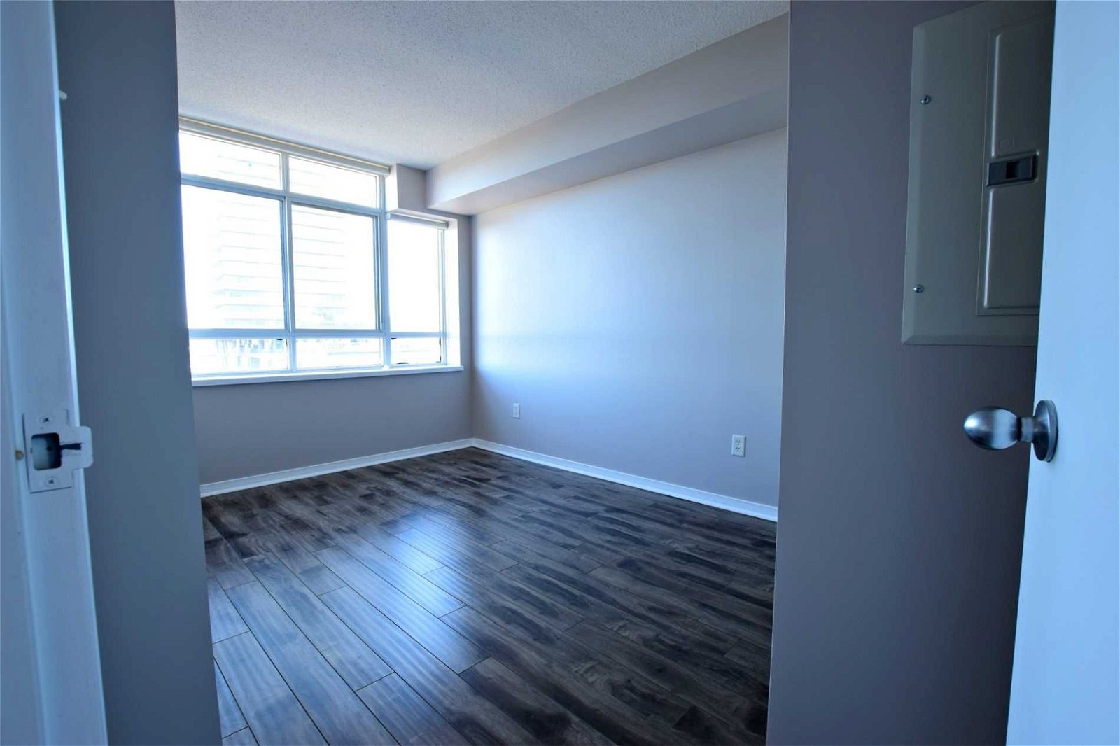 80 Mill St, unit 702 for rent - image #8