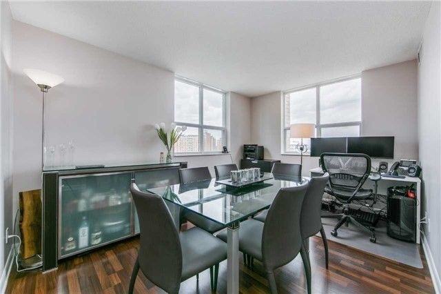 323 Richmond St E, unit 1118 for sale